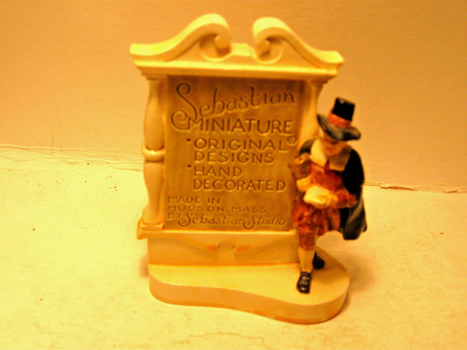 Sebastian Miniatures Plaque #6998 From 1951 W/Box