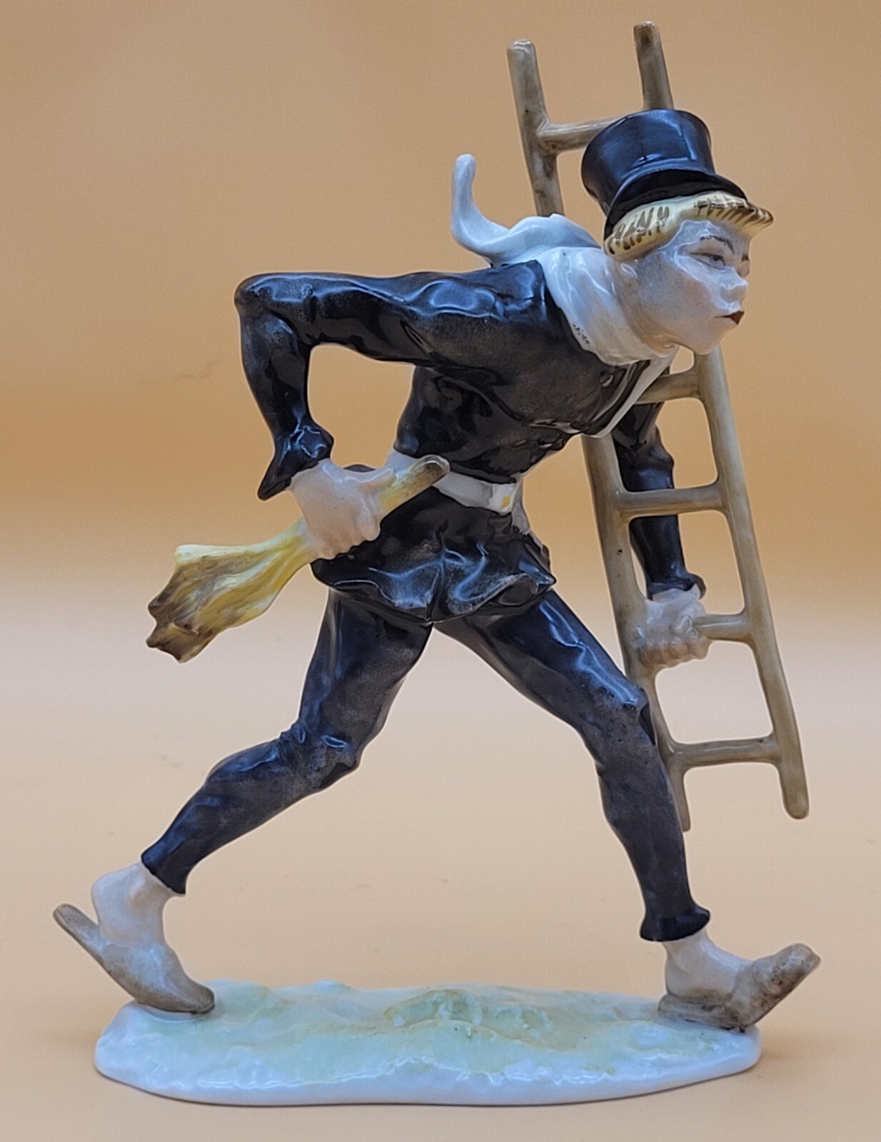 LORENZ HUTSCHENREUTHER KARL TUTTER CHIMNEY SWEEP MAN FIGURINE VINTAGE GERMANY