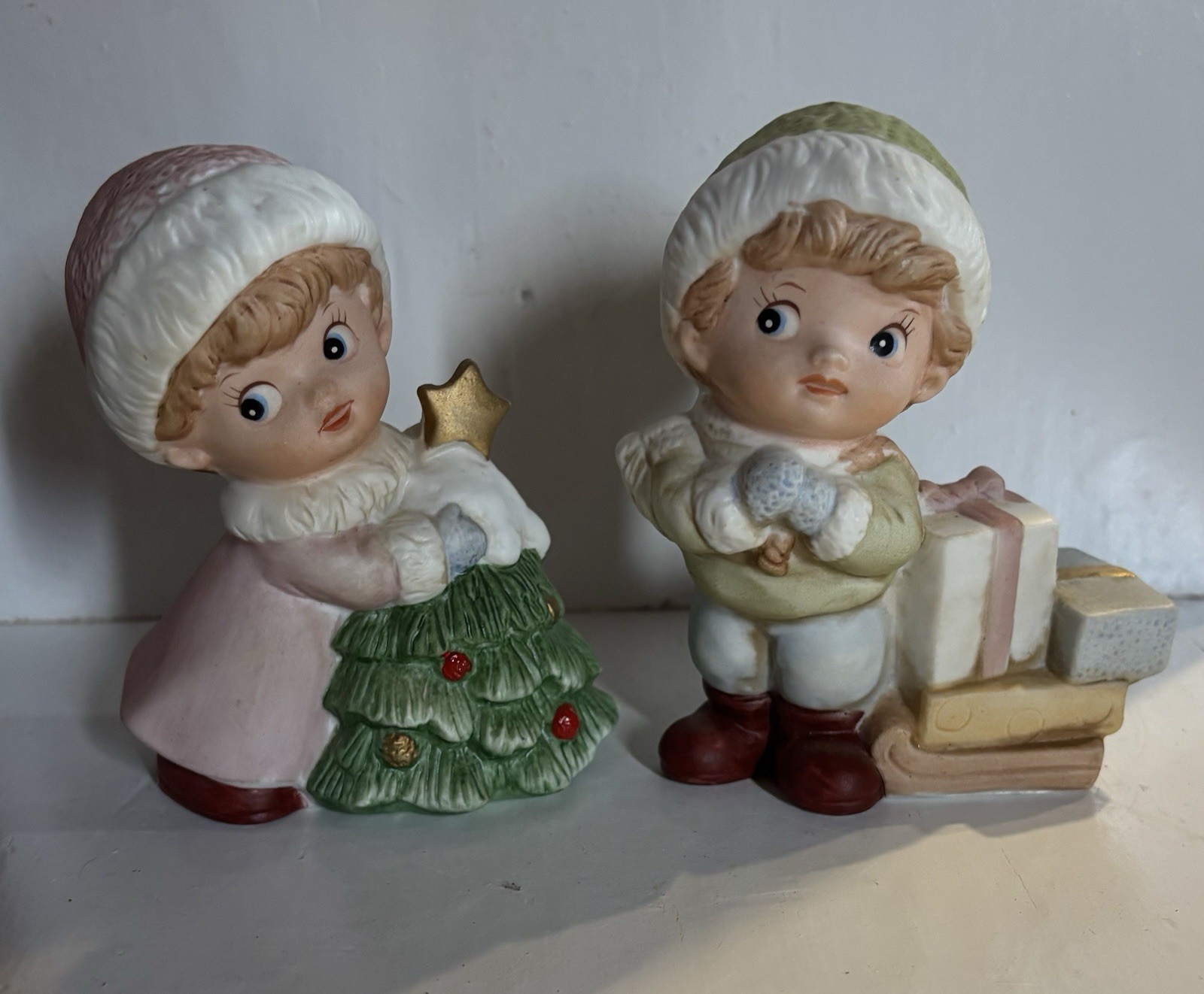 Vintage Homco Christmas 5556 Porcelain Christmas Boy & Girl Figurines
