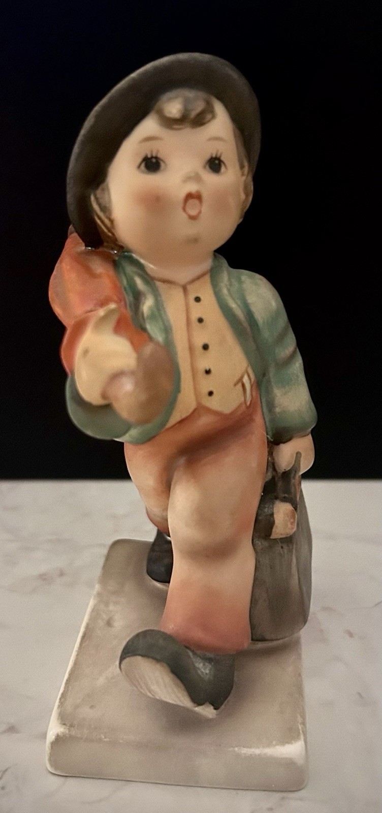 Goebel Hummel Merry Wanderer Figurine 11/0 TMK 3 Stylized Bee Vintage 5″ Germany