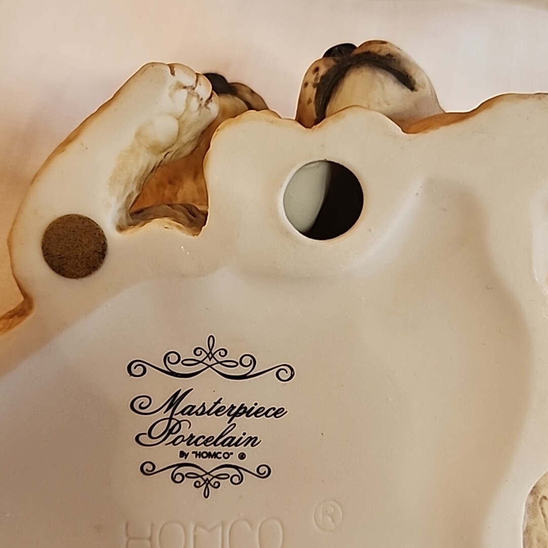 HOMCO 1987 Retriever Puppies Porcelain Figurine Puppy Dog