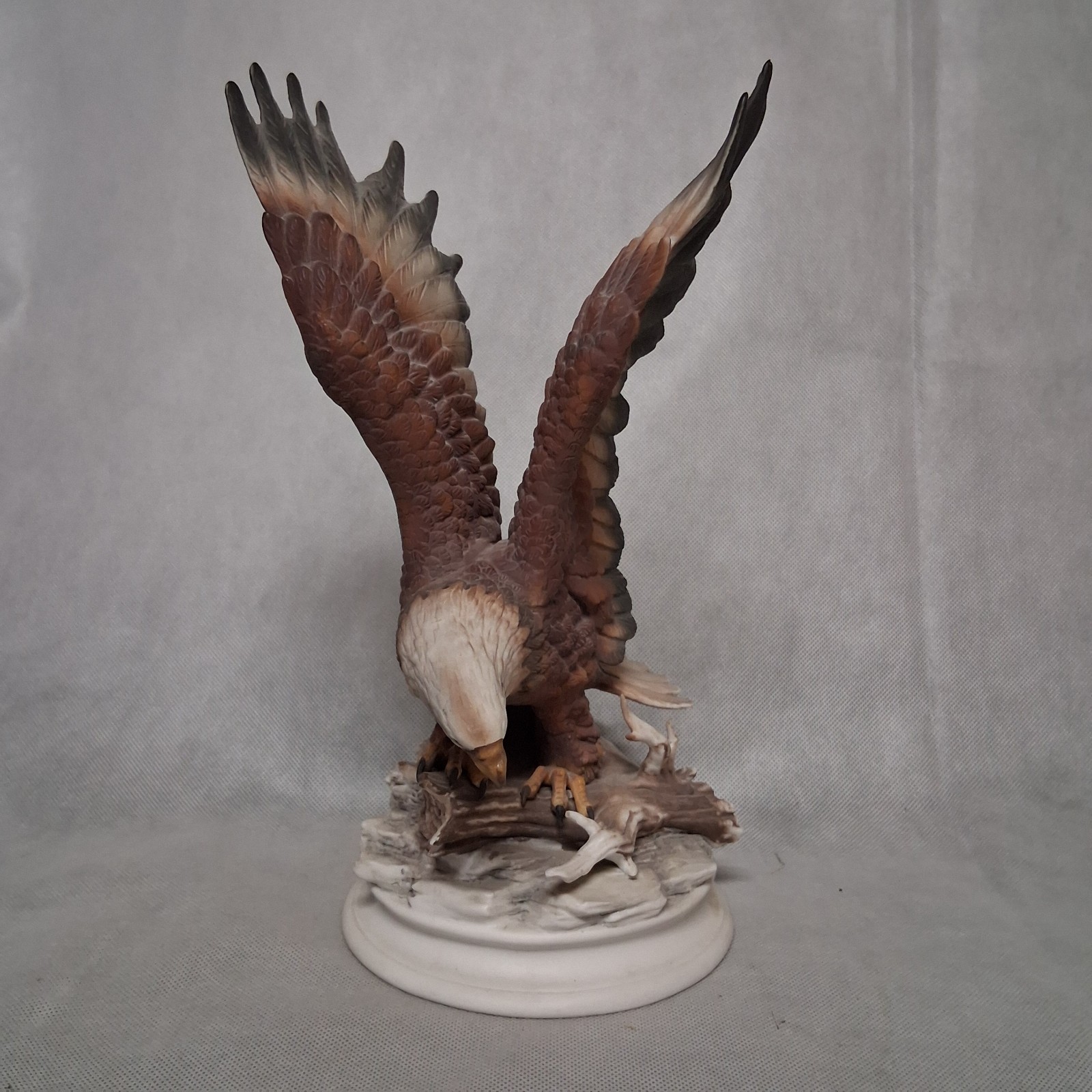 Masterpiece Homco 11 1/2″ Bald Eagle Hand Painted Porcelain Figurine Statue CHIP