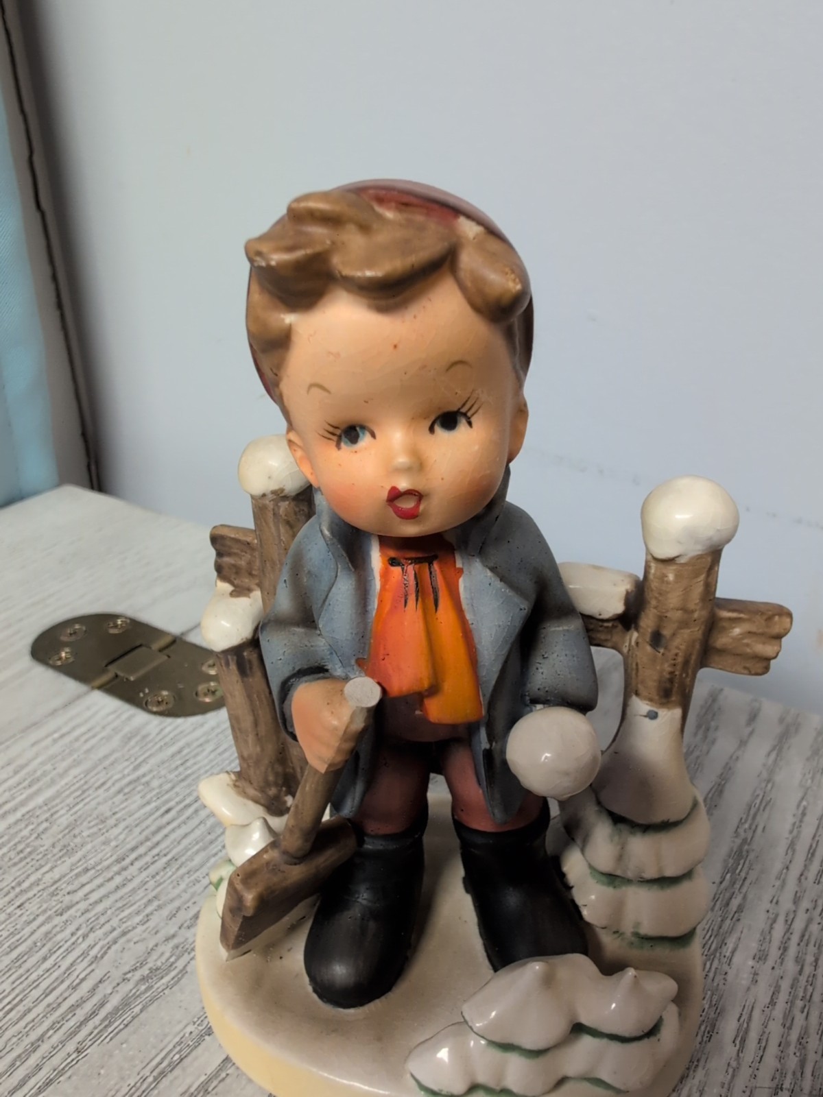 Erich Stauffer 8218 Winter Child Figurine Vintage Snowballs Collectible