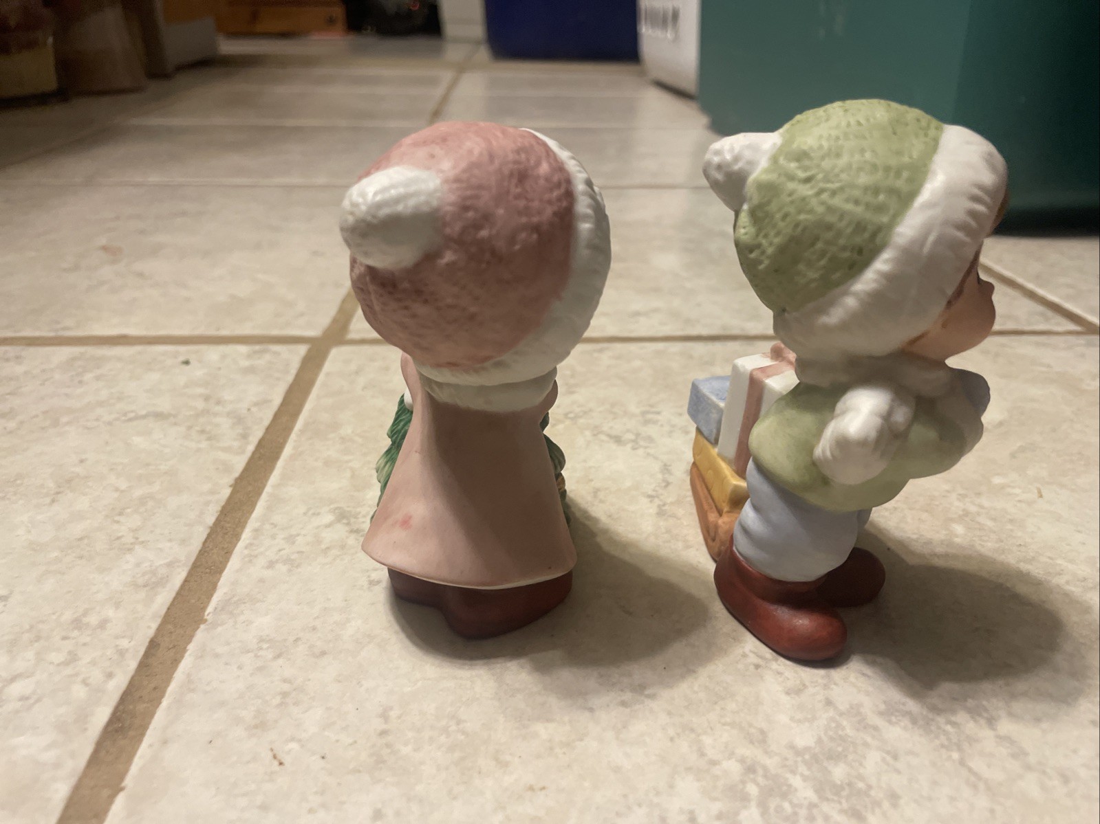 Vintage Homco Christmas Boy and Girl Figurines with Gifts and Tree #5556