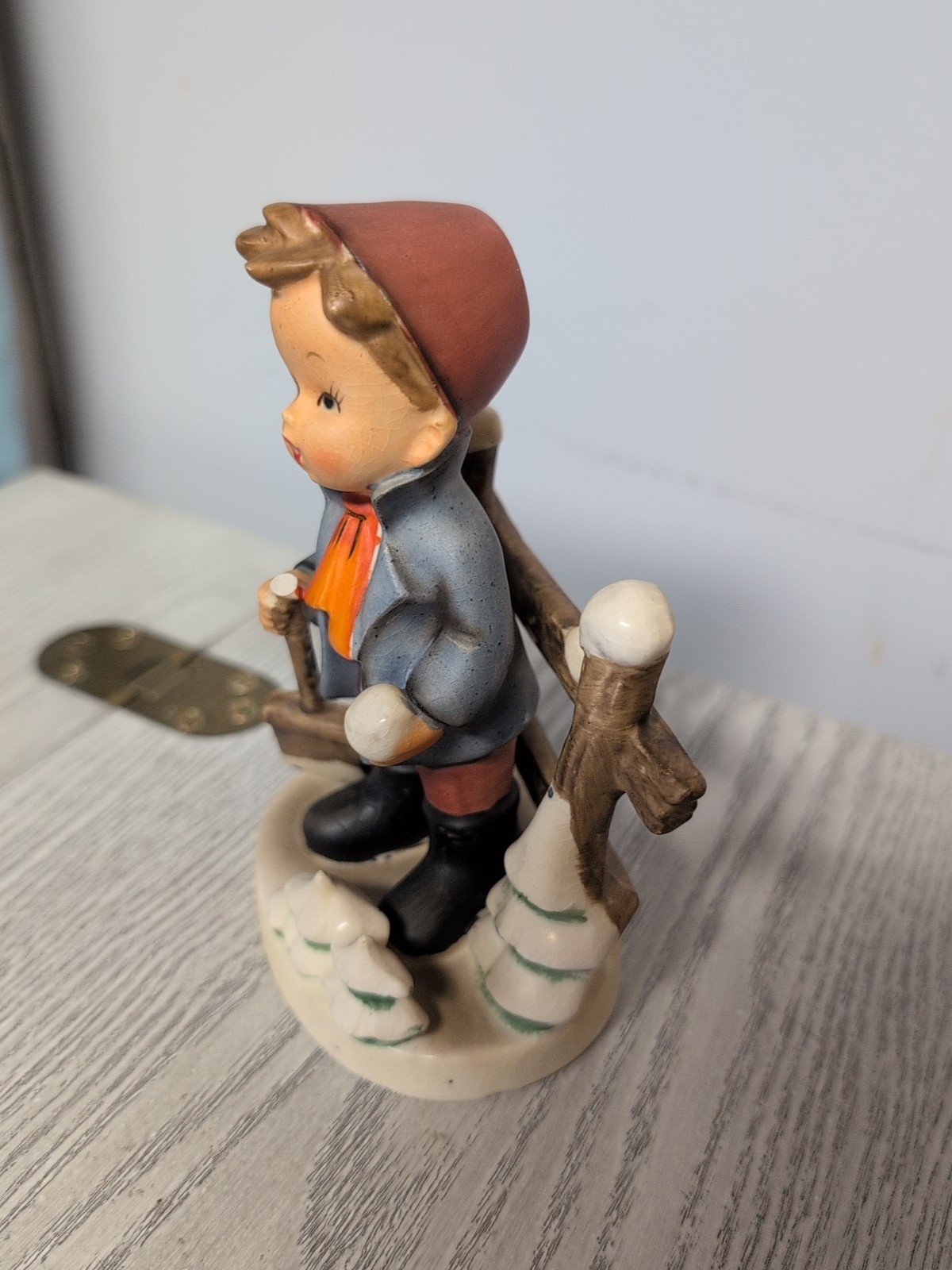 Erich Stauffer 8218 Winter Child Figurine Vintage Snowballs Collectible