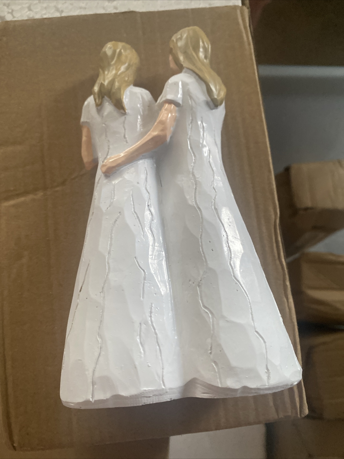 GIFT SET OF 2 “Sister I Got To Choose” Friend Statue 2 Women Figuerines 5.7″