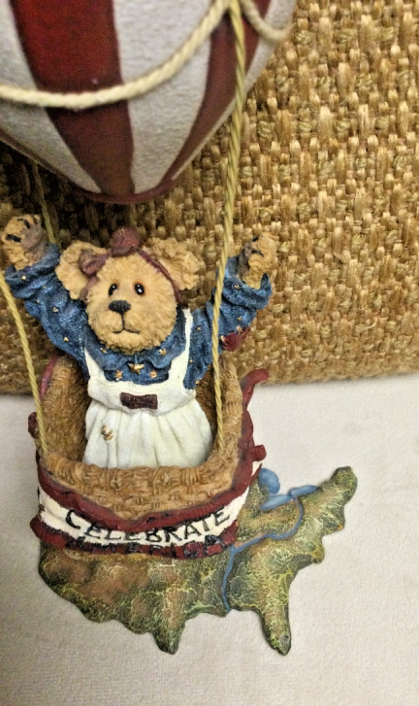 Boyds Bears “Betsy B Bearamerica Celebrate America” Hot Air Balloon USA Map Base