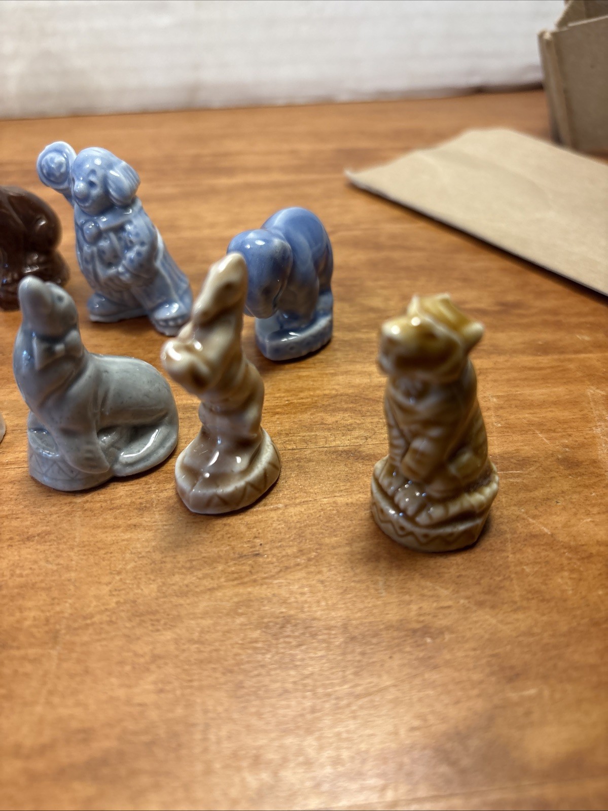 WADE CIRCUS SERIES SET OF 15 MONKEY, POODLE, & 10 Endangered Species Complete