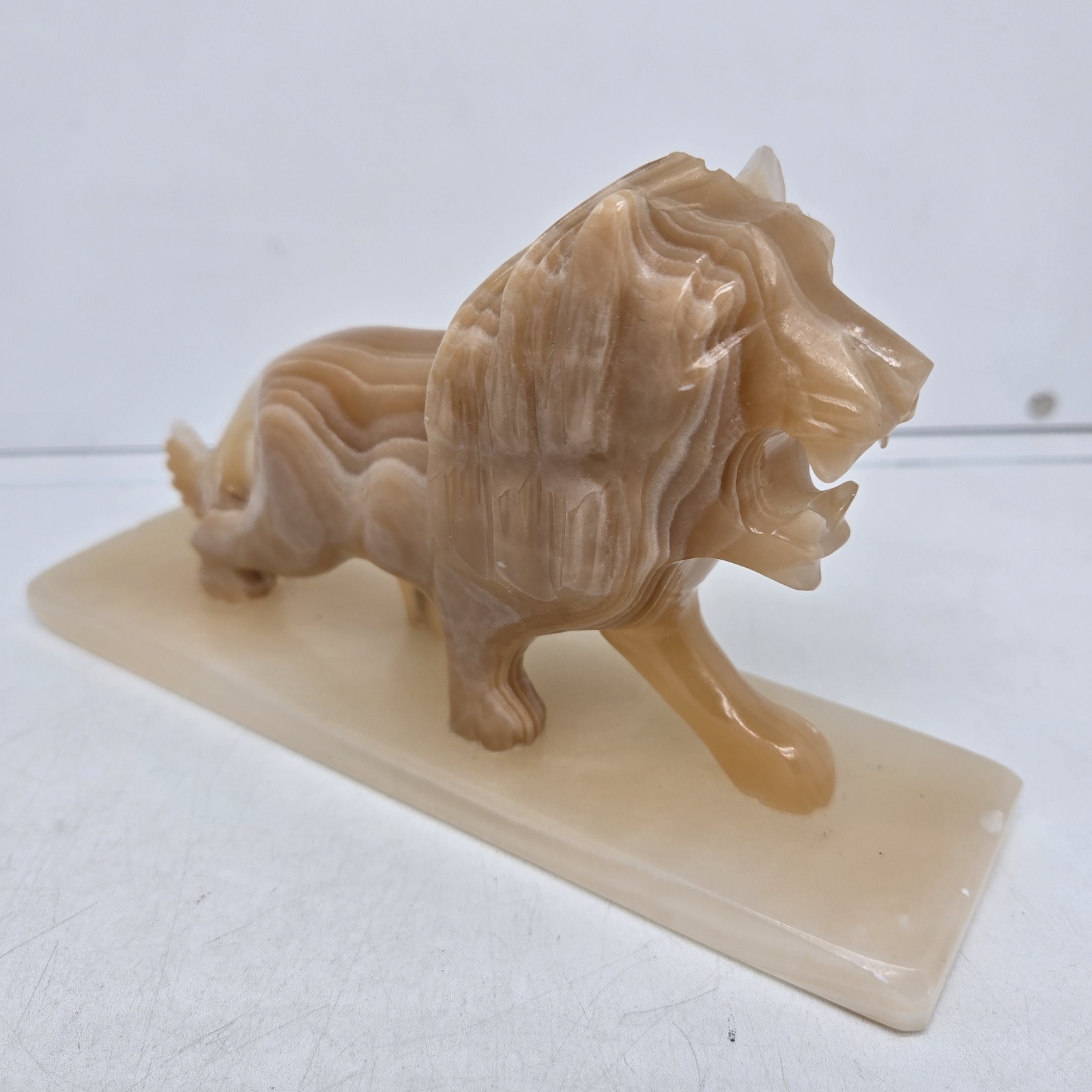 Carved Marbled Yellow Onyx Lion Big Cat Statue with Base 2lb 8″x2″x4″ READ