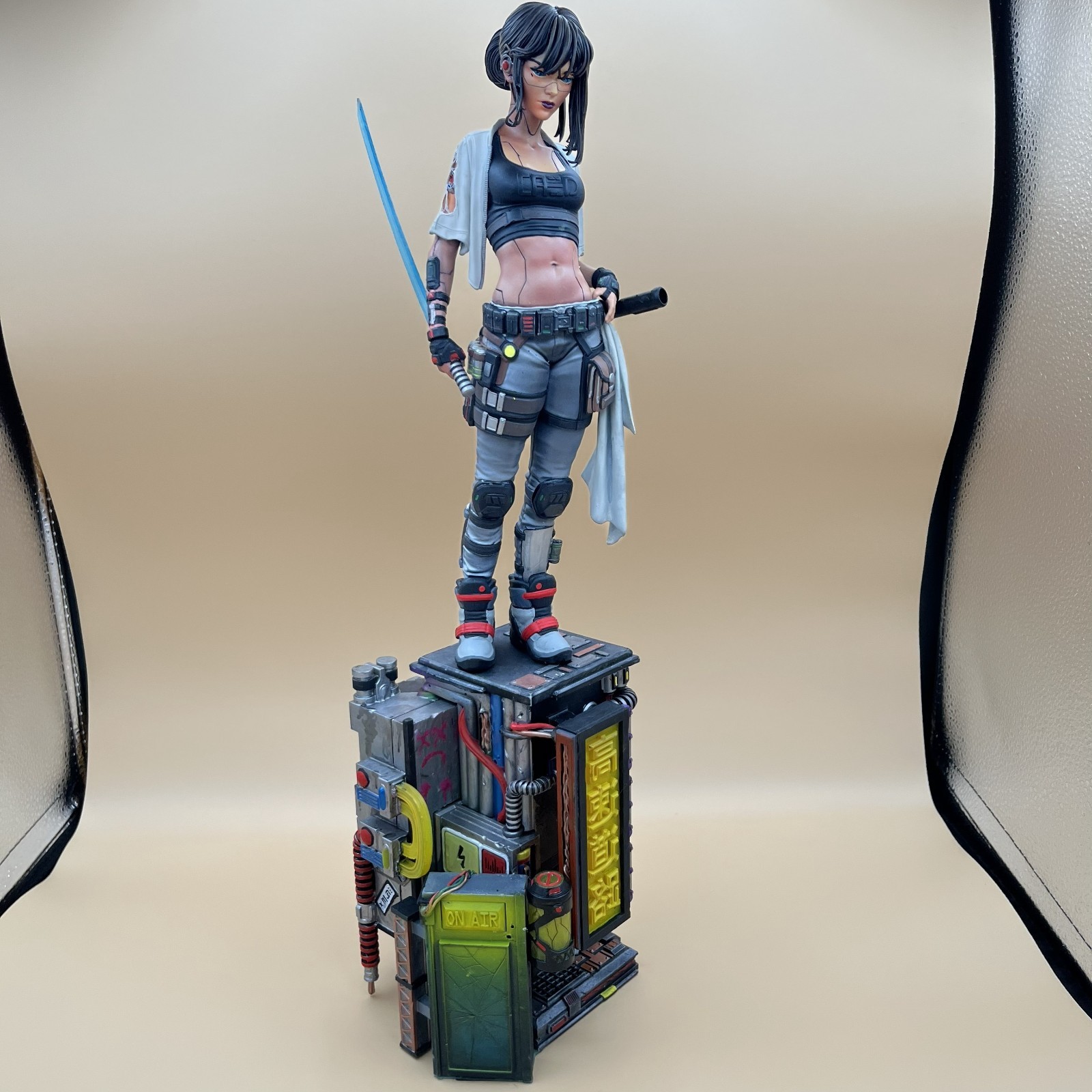 Cyberpunk techno Samuri Hand‑Painted Figurine/Statue/Model/Shelf/Room Decor
