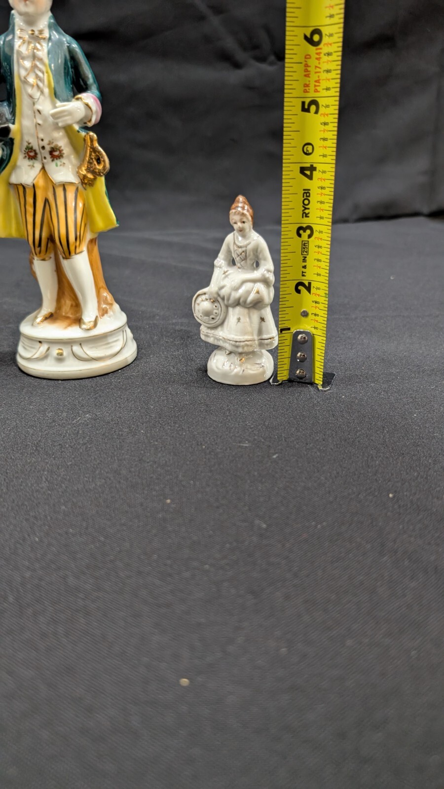 MCM Vintage Colonial Dressed Men and Women Figures Handpainted Made in Japan