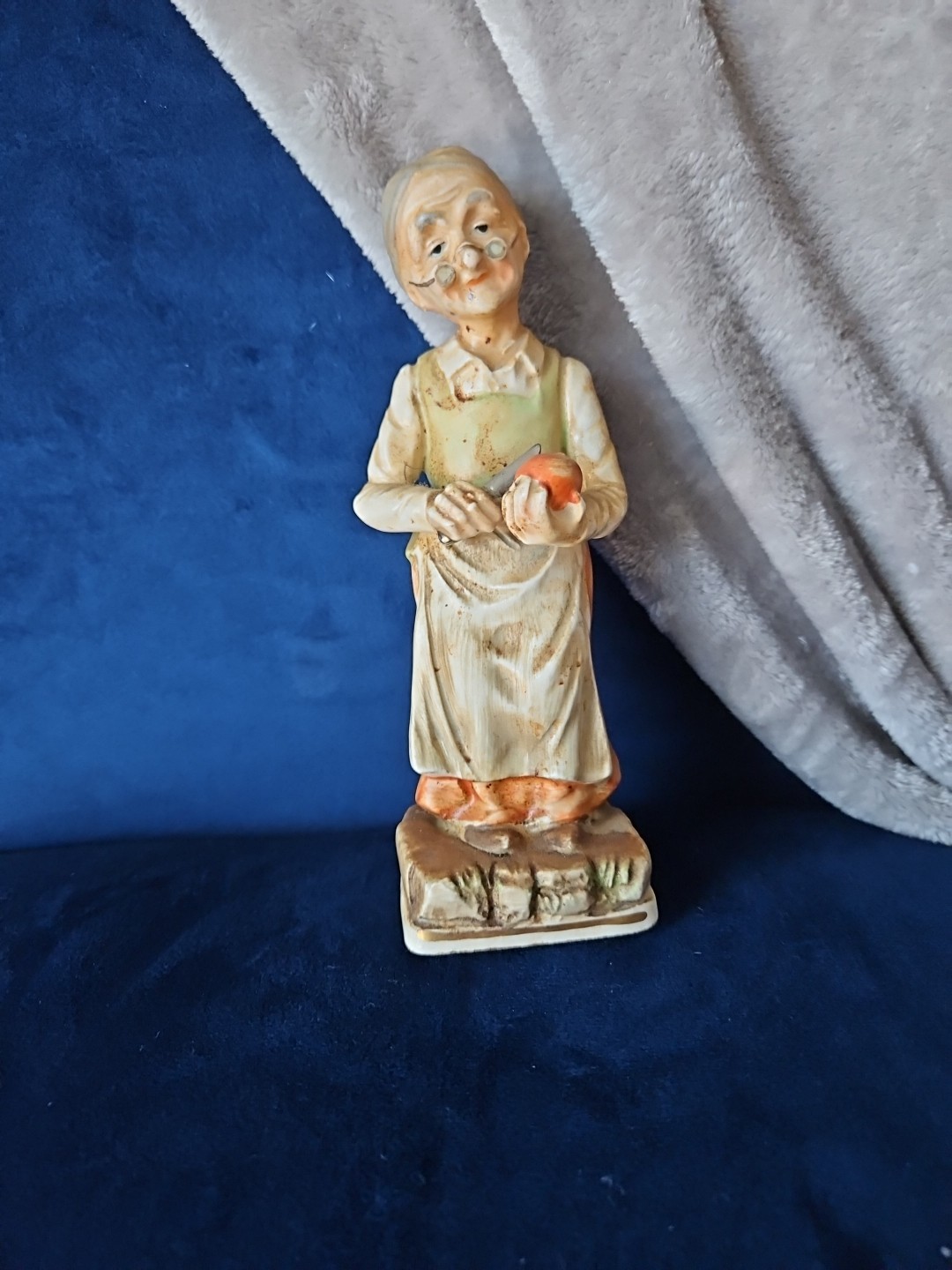 Vintage Norleans Japan Figurine Old Women 6.5 ” Tall