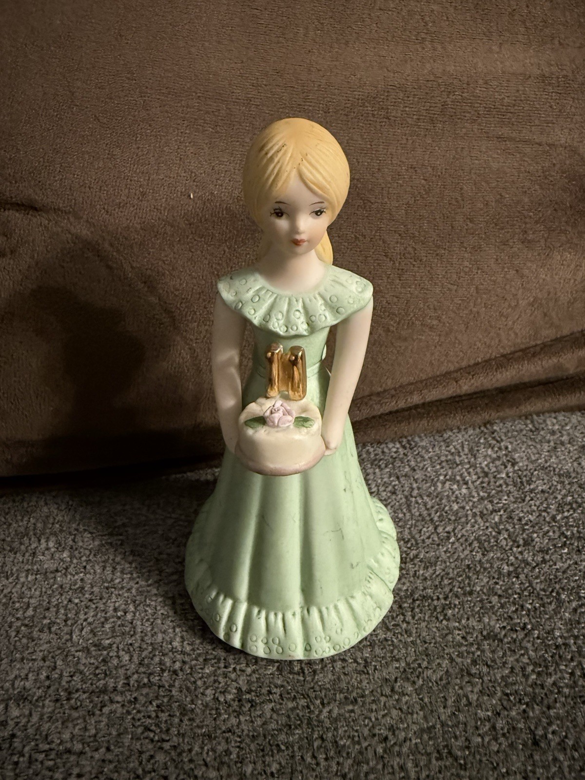 Enesco Growing Up Birthday Girls 1981 11 Years Old Sri Lanka Figurine