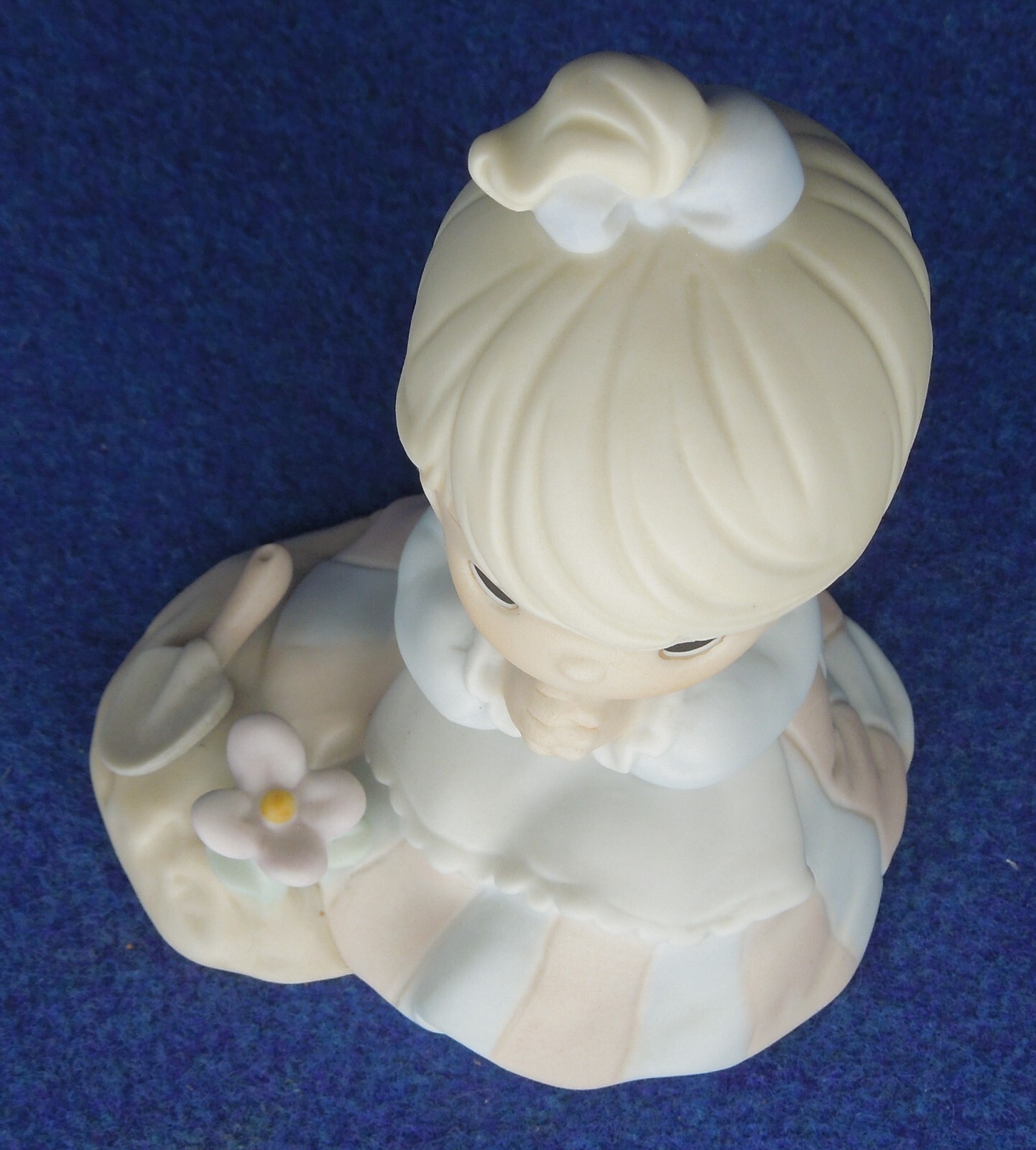Precious Moments “SOWING THE SEEDS OF LOVE” PM922 G CLEF Mark- B3