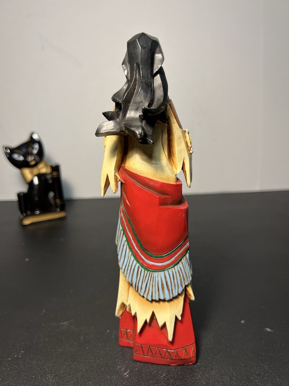 Pacific Rim 1990s Set Of 2 Cubist Native American Figurines Faux Wood Resin