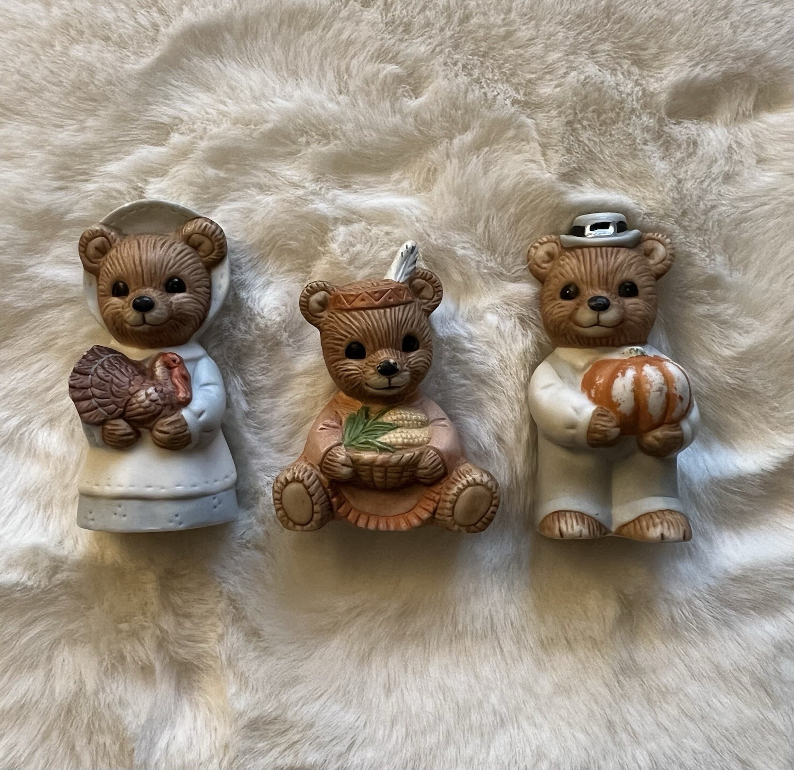 Vintage Homco Set of 3 Thanksgiving Bear Figurines 5312 Ceramic Fall Autumn