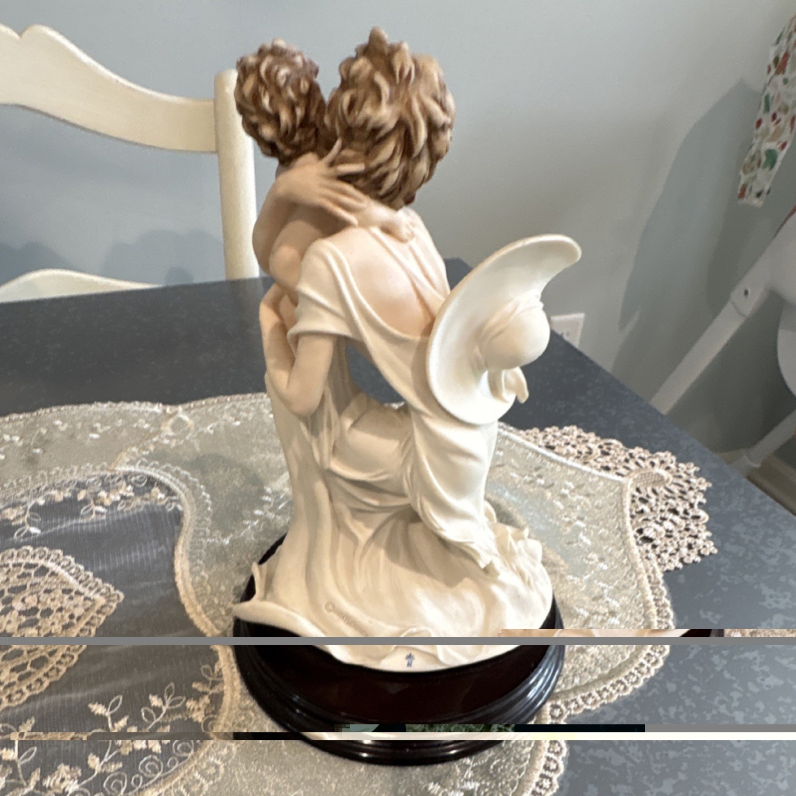 Florence by Giuseppe Armani Mother and Child Resin Figurine, Hand Painted, 1998