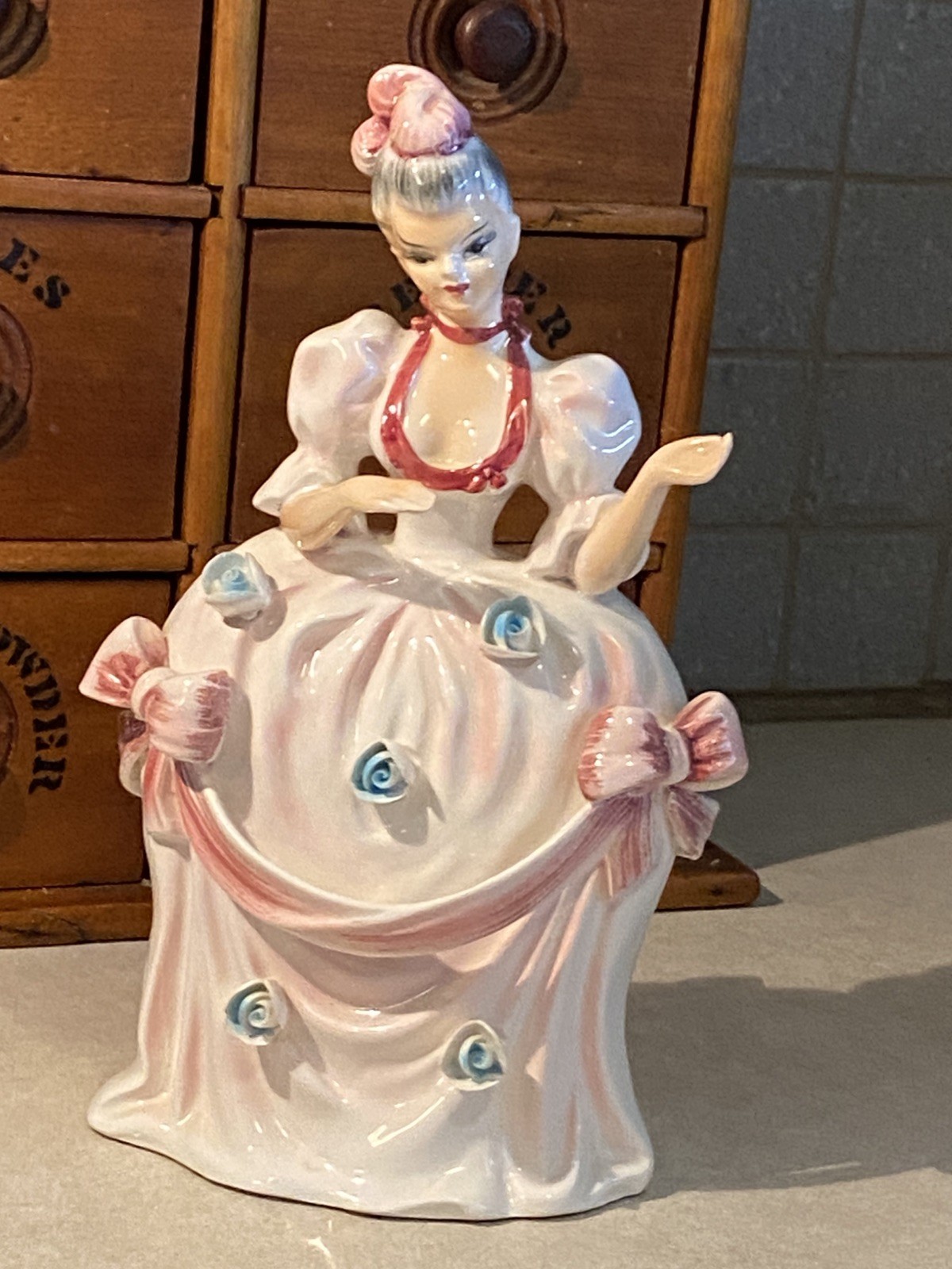Vtg SHAFFORD Ceramic 8″ Victorian Woman pastels buds FiGURiNE orig stamp Japan