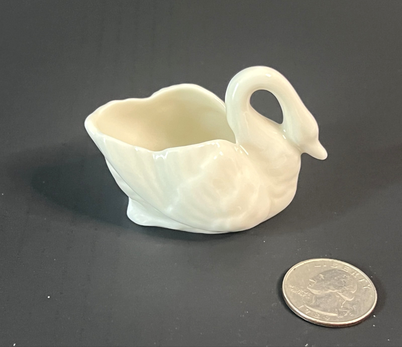 VTG MCM Lenox Porcelain Swan Salt Cellar Trinket Ring USA Green Wreath Mark