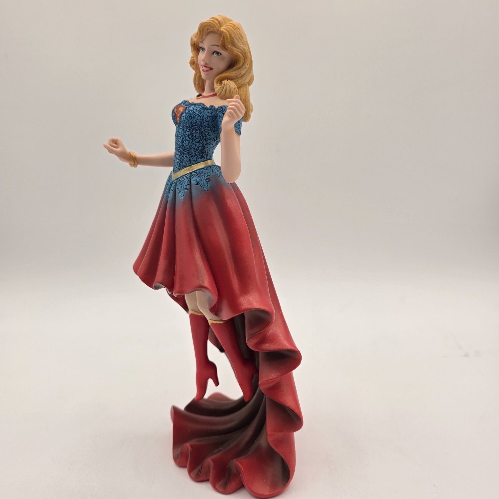 DC Comics Couture De Force Supergirl Figurine 6006319 New In Box Enesco
