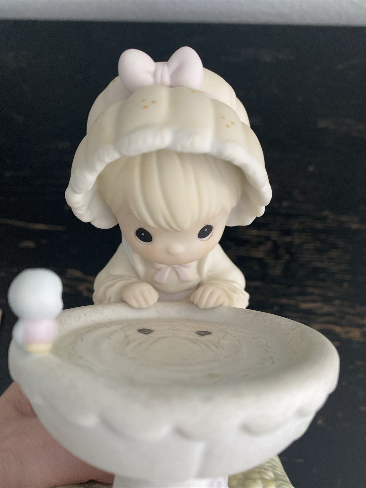 1990 Precious Moments Figurine #522279, A Reflection of His Love