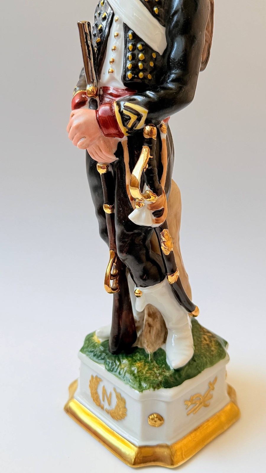 Vintage 12.6 Capodimonte Porcelain French Napoleonic Grenadier Soldier Statue