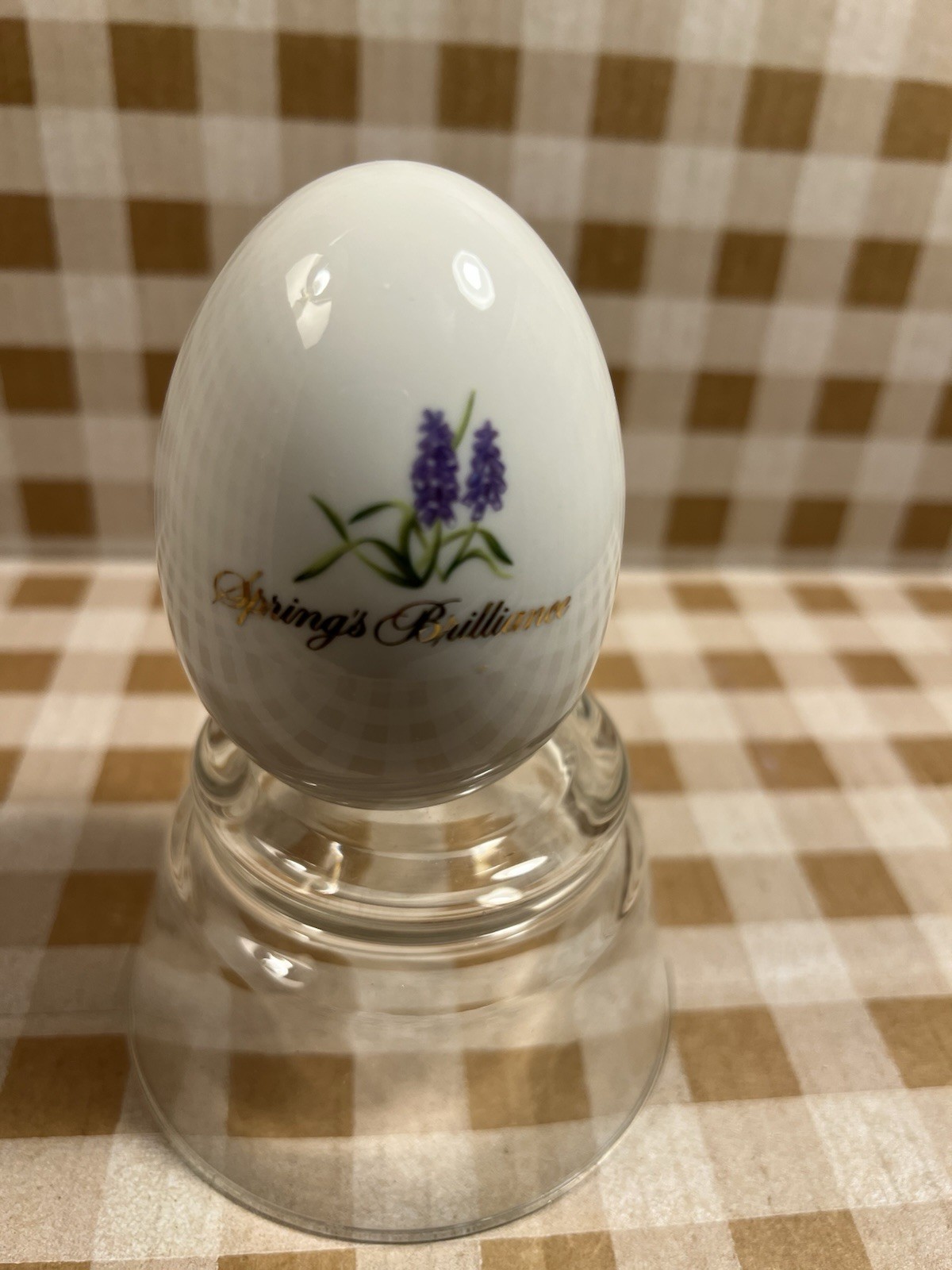 1988 Avon Gifts of Nature “SPRING’S BRILLIANCE” Porcelain Egg -Japan – Mint Cond