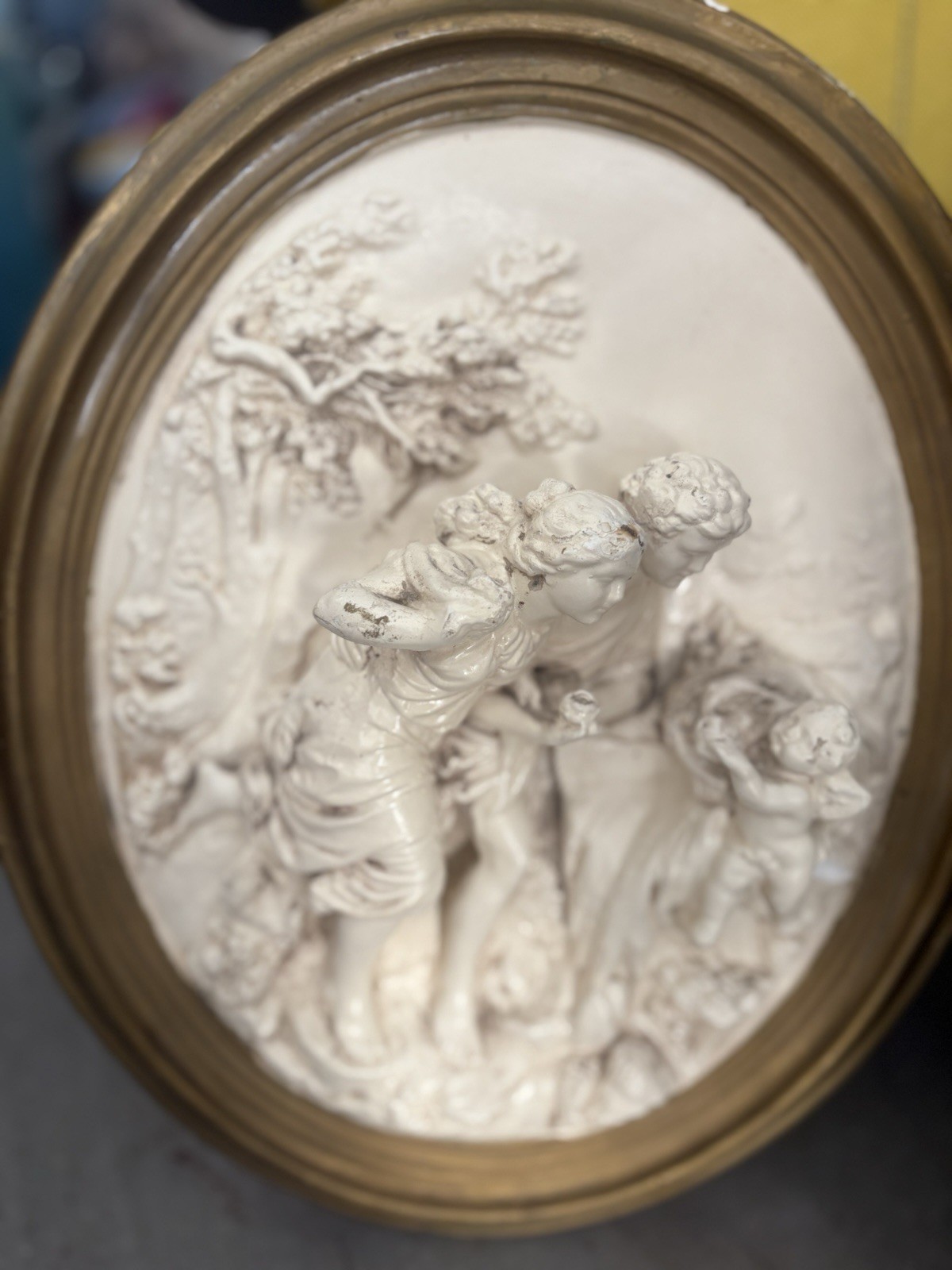 Handcrafted Oval Wall Relief Plaque in Antique White Gold Frame 15in x 11.5in