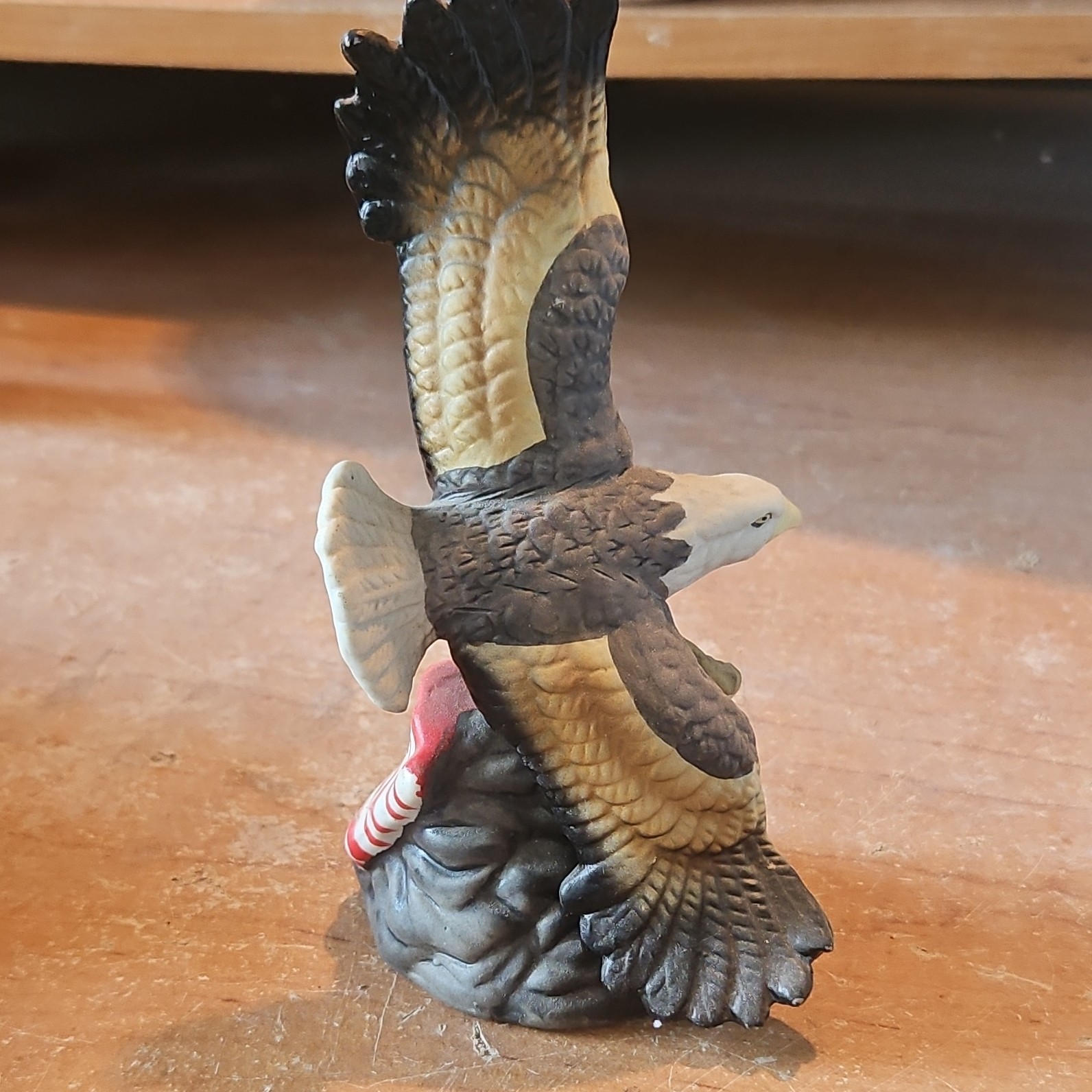Home Interiors Homco Masterpiece Bald Eagle Flag Figurine Ceramic 6.5in 1994