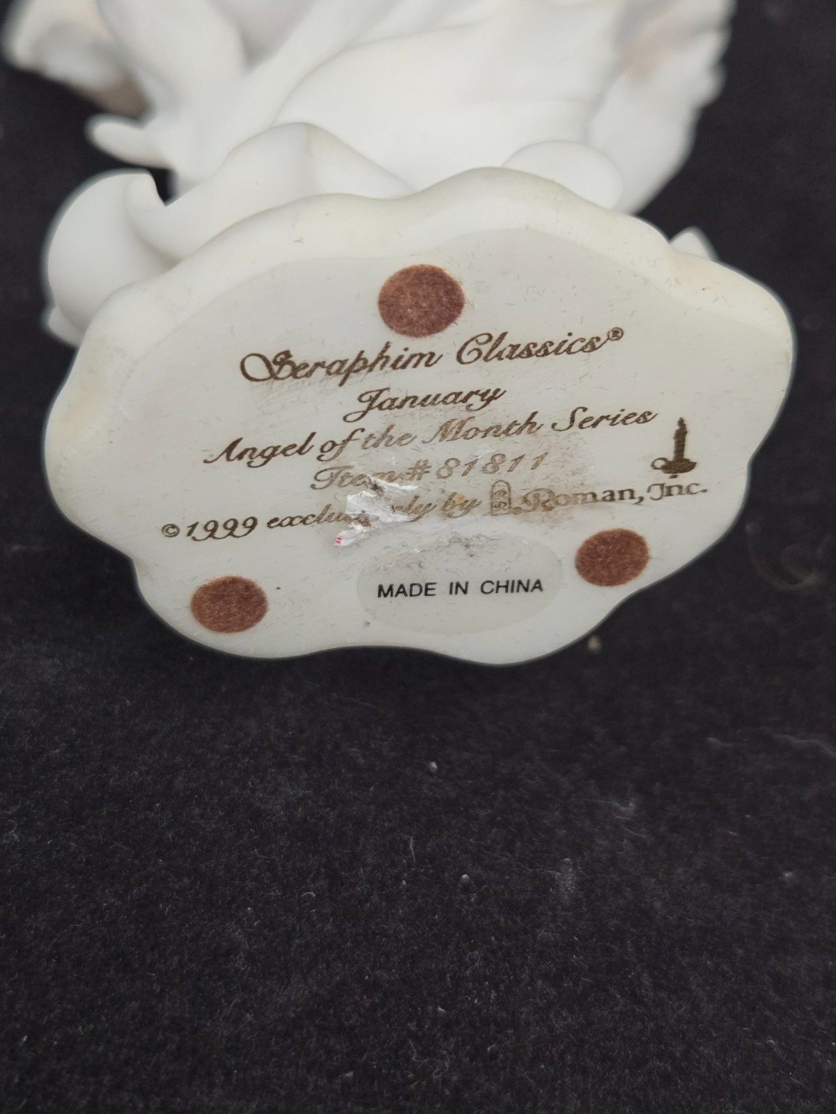 1999 ROMAN SERAPHIM CLASSICS ANGEL OF THE MONTH – JANUARY #81811