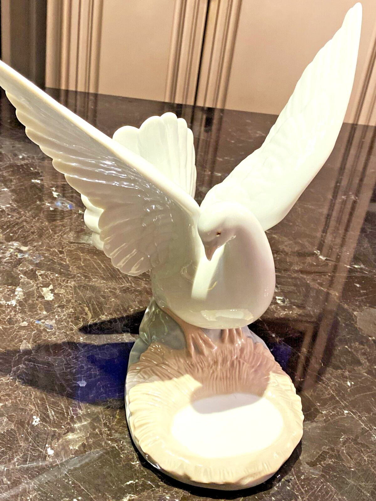 Exquisite Vintage LLADRO Porcelain DOVE Figurine #6291, 9-1/4″H, MINT CONDITION!