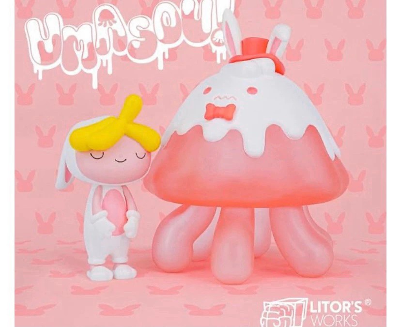 LITOR’S WORKS Umasou Jelly Fish Rabbit Limited Collectible Fashion Figure