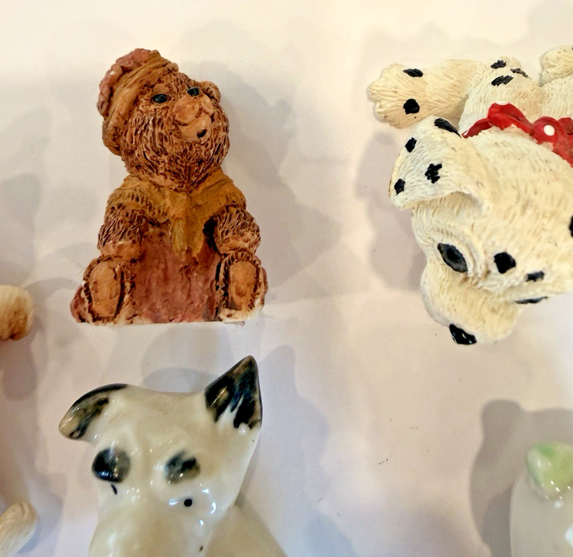 Lot of 8 Trinkets Ceramic & Resin Figurines Animals Trinket Shelf Figures
