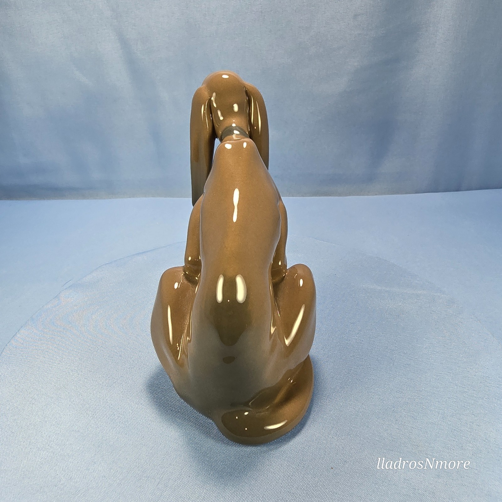Lladro #5111 Timid Dog NO DAMAGE Lladro 5111 Timid Dog Bloodhound Sitting SIGNED