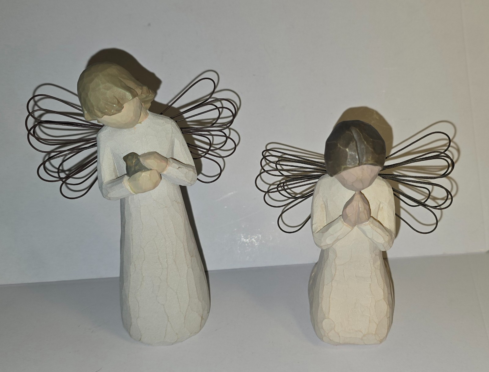 2 vintage 1999 Willow Tree Figurines Angel of Prayer Healing Susan Lordi
