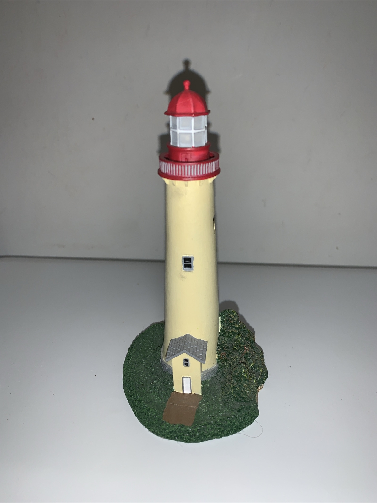 Lefton 1998 Miniature Lighthouse “Cape May Point 1859 5.5”