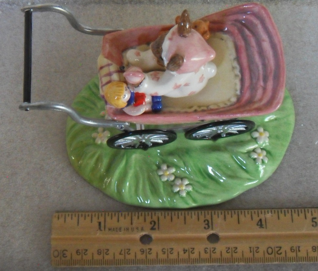 Royal Doulton Porcelain Bunnykins Occasions Collection CHRISTENING DAY Figurine