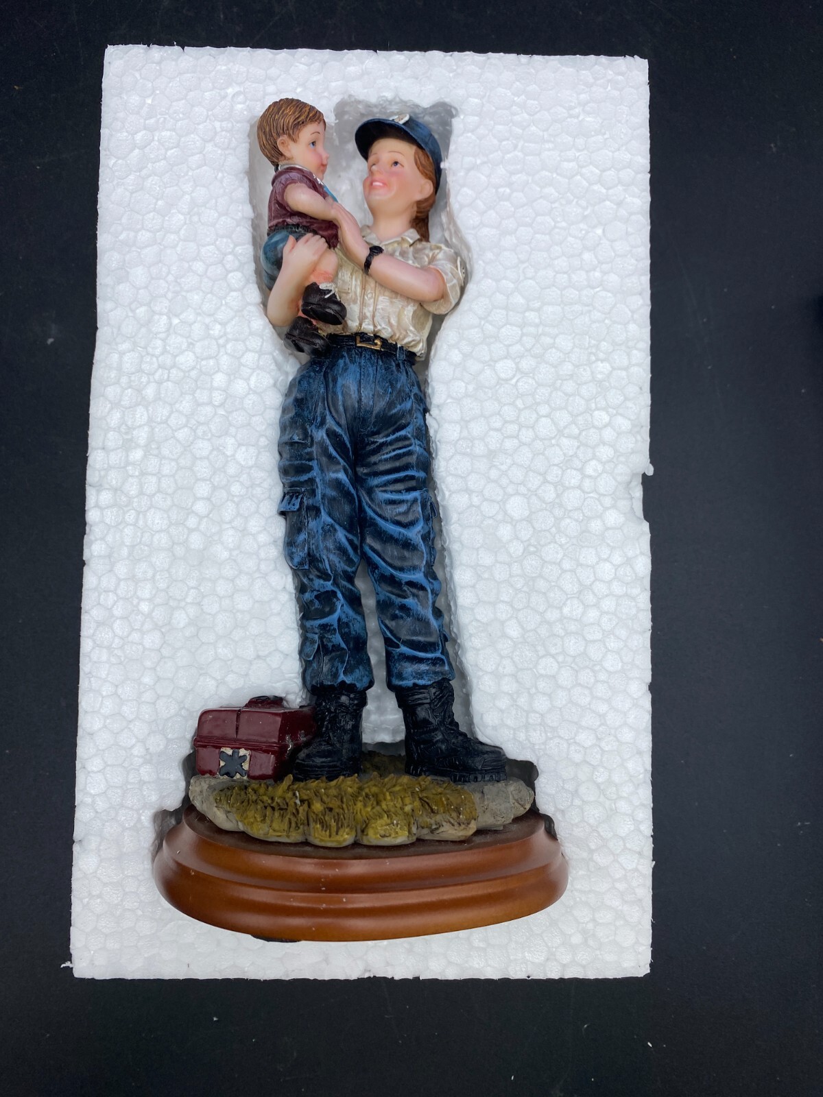 Vanmark MINIATURE MEDIC ~ Medics of Valor Figurine ~EM93018 NEW NIB