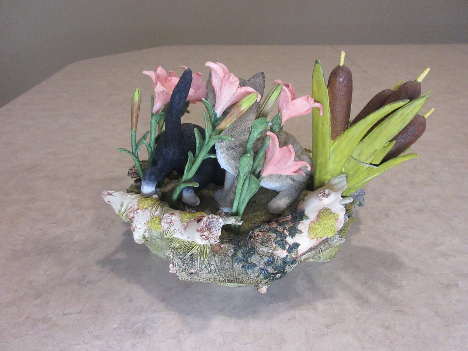 Lenox AFTERNOON AMAZEMENT Resin Cat Figurine. 2001. Cats & Cattails by Fish Pond
