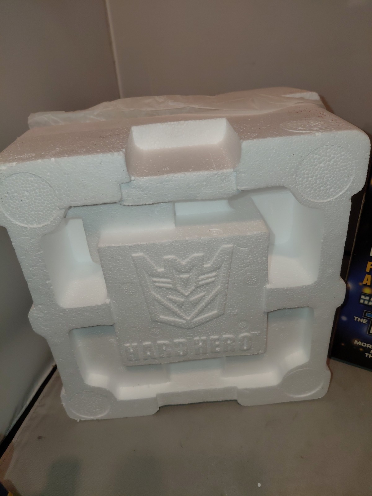 Hard Hero Transformers Soundwave Cold Cast Porcelain Bust Limited Edition