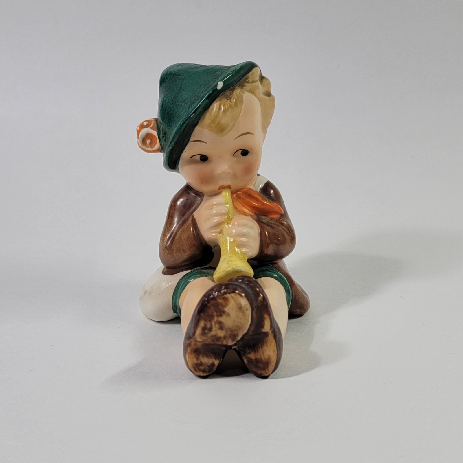 Goebel Boy With Flute 4″ Figurine KF #25/0 1950’s Chip on Hat TMK1