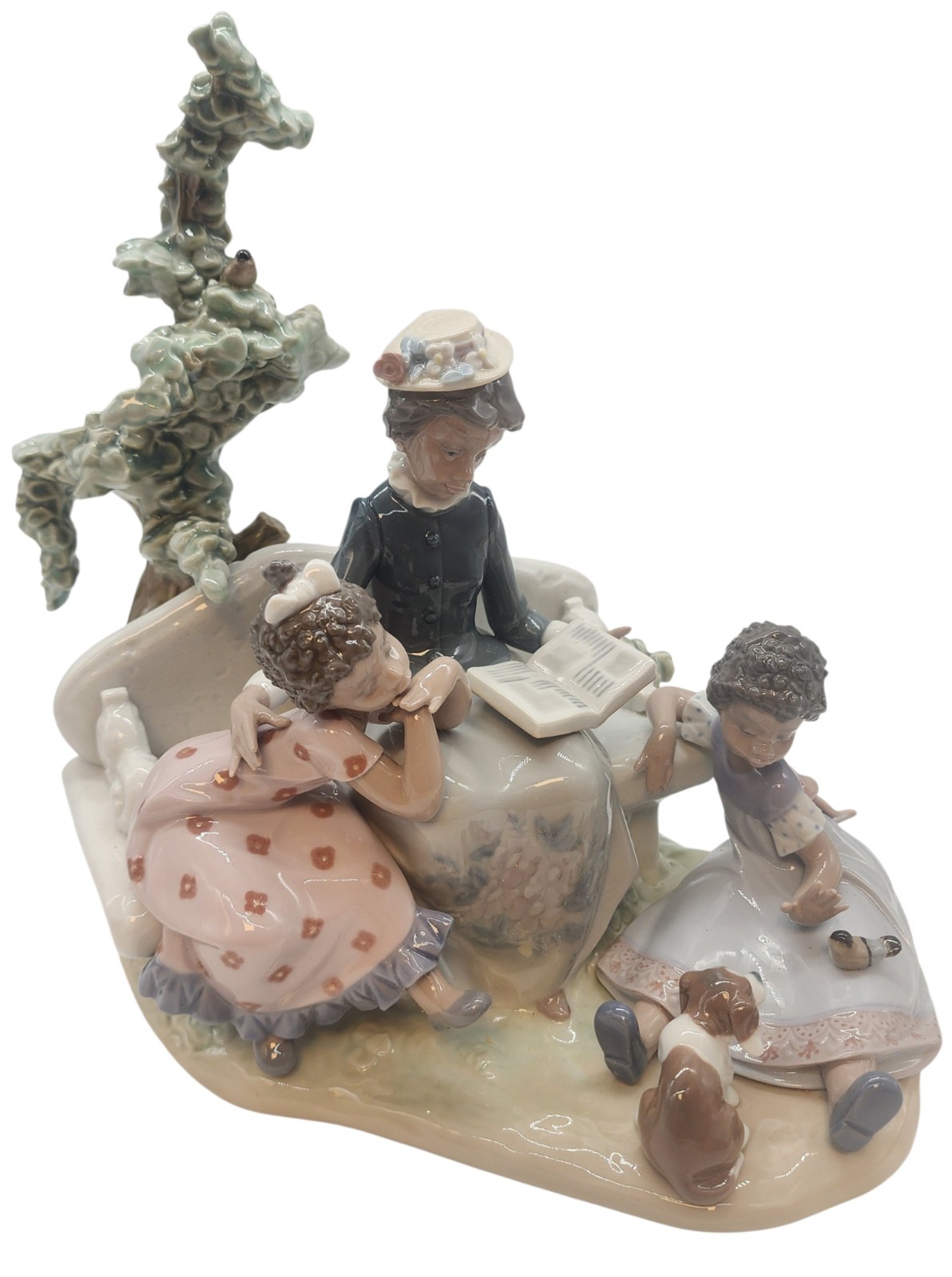 Lladro 5371 FAMILY ROOTS, Black Legacy Collection Porcelain Figurine