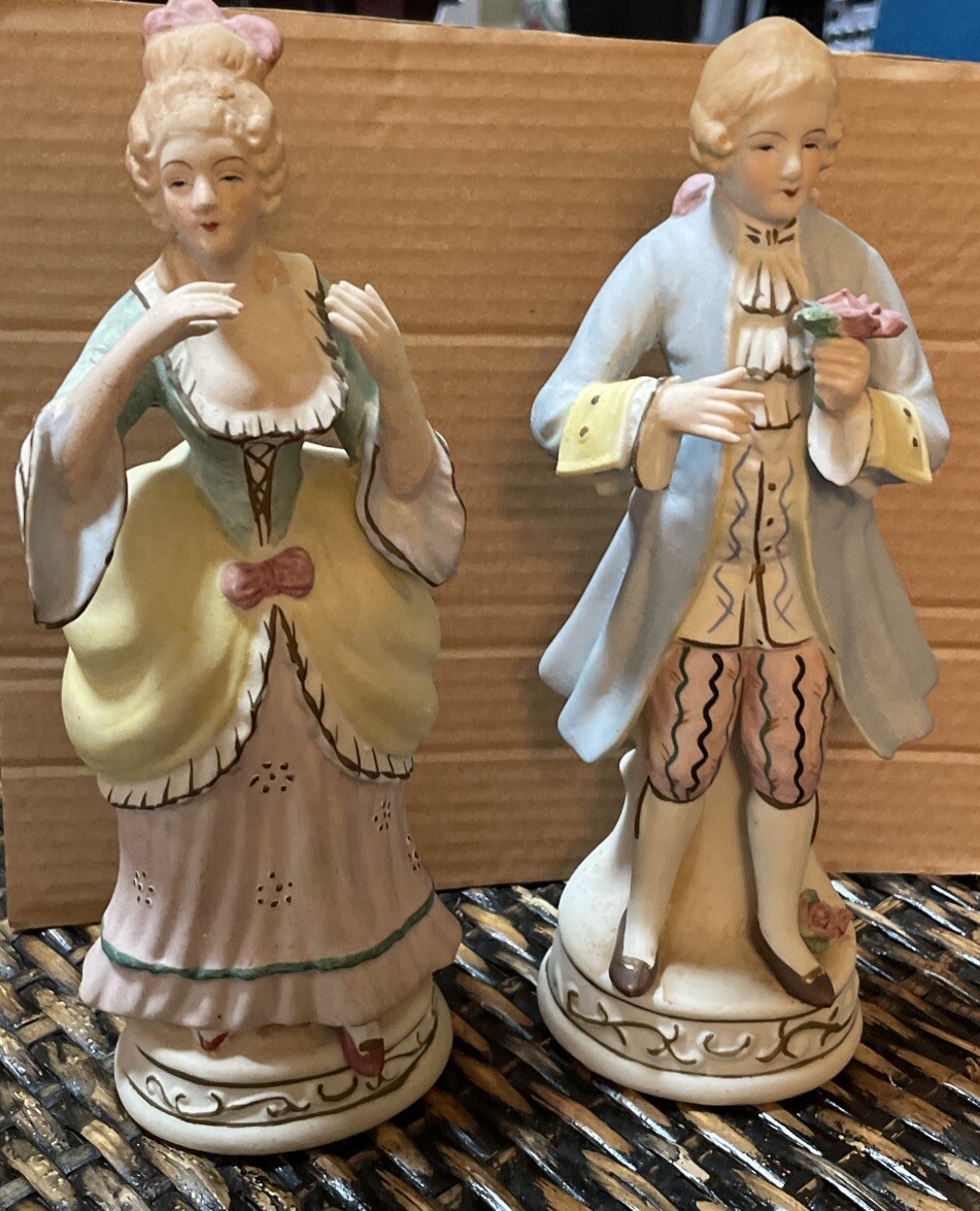 Vtg Porcelain Bisque Made In Occupied Japan 10-1/2” Colonial Couple Figurines