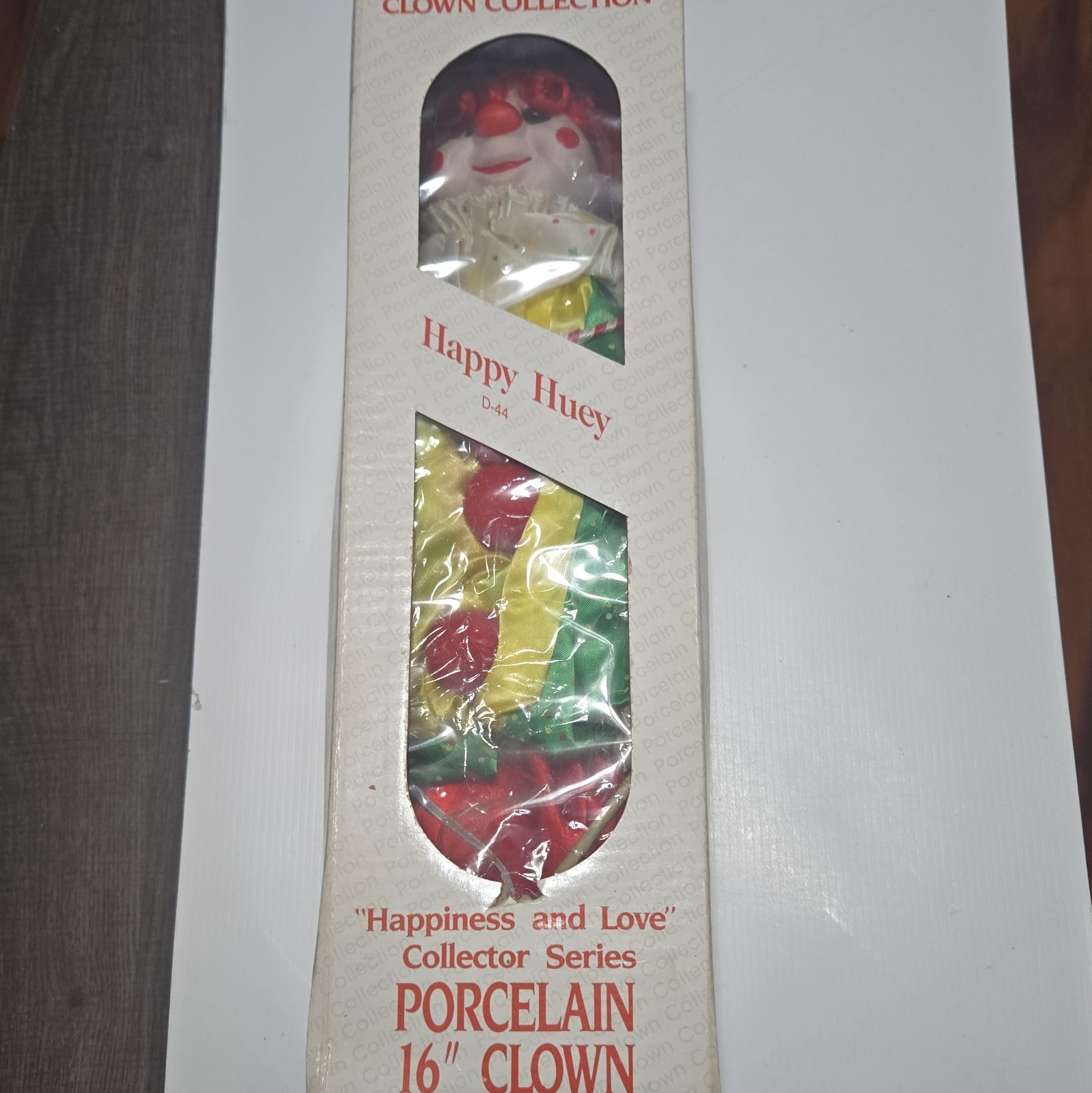 The Heritage Mint Ltd Clown Collection Happy Huey 16″ Porcelain Clown Box