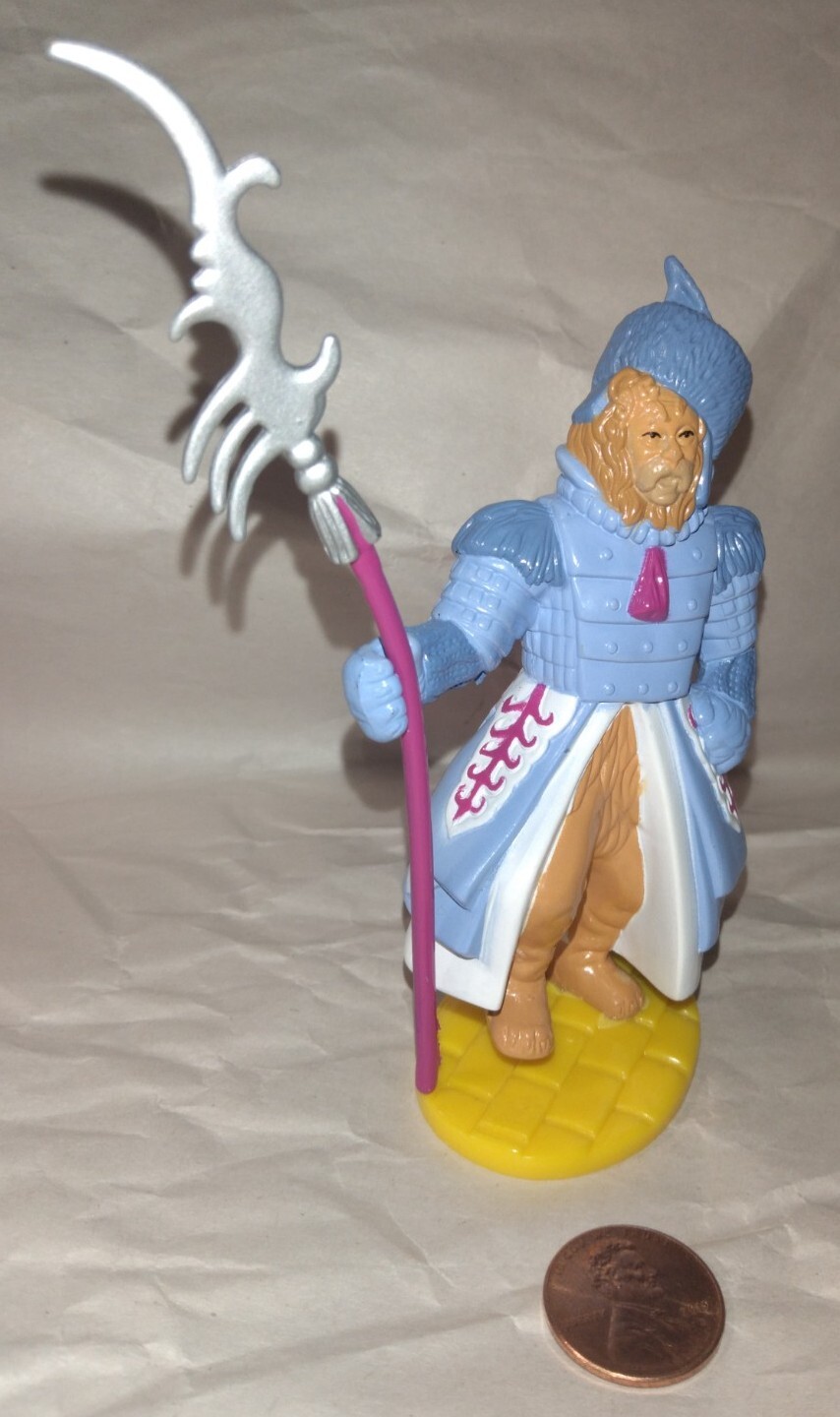 Wizard of Oz WINKIE GUARD (LION) Toy Figure w/SPEAR STAFF Yellow Brick Road RARE