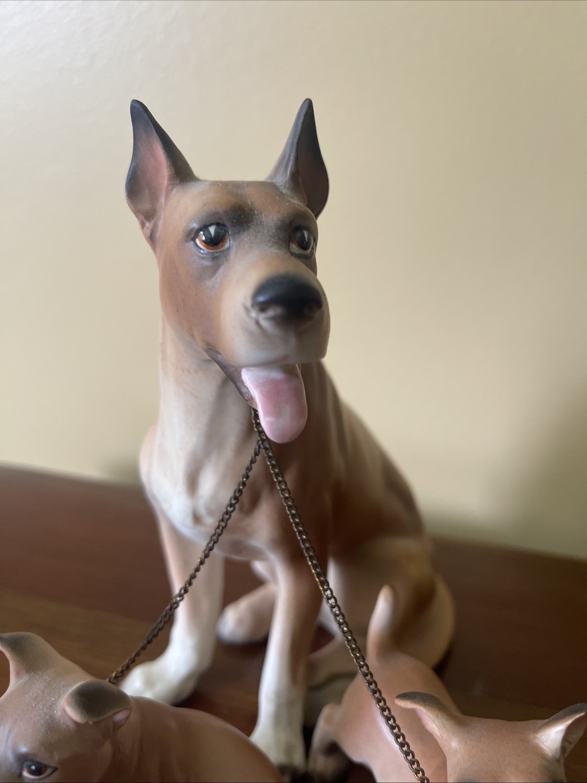 Vintage Lipper & Mann 6 1/4″ Dogs Pit Bull / Boxer Mom & Her Puppies w/ Chains