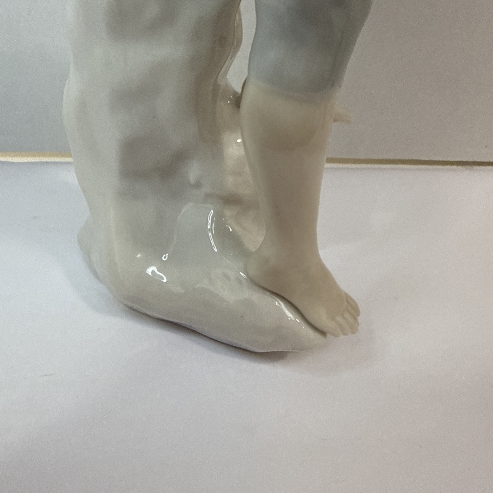 LLADRO CASCADES STYLE BOY WITH FLUTE Figurine 12.5” Damaged Flute