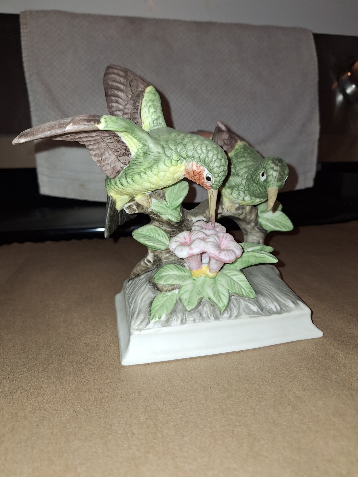 Hummingbirds Feeding off Flowers Figurine Porcelain Birds 7″ Vintage Himark