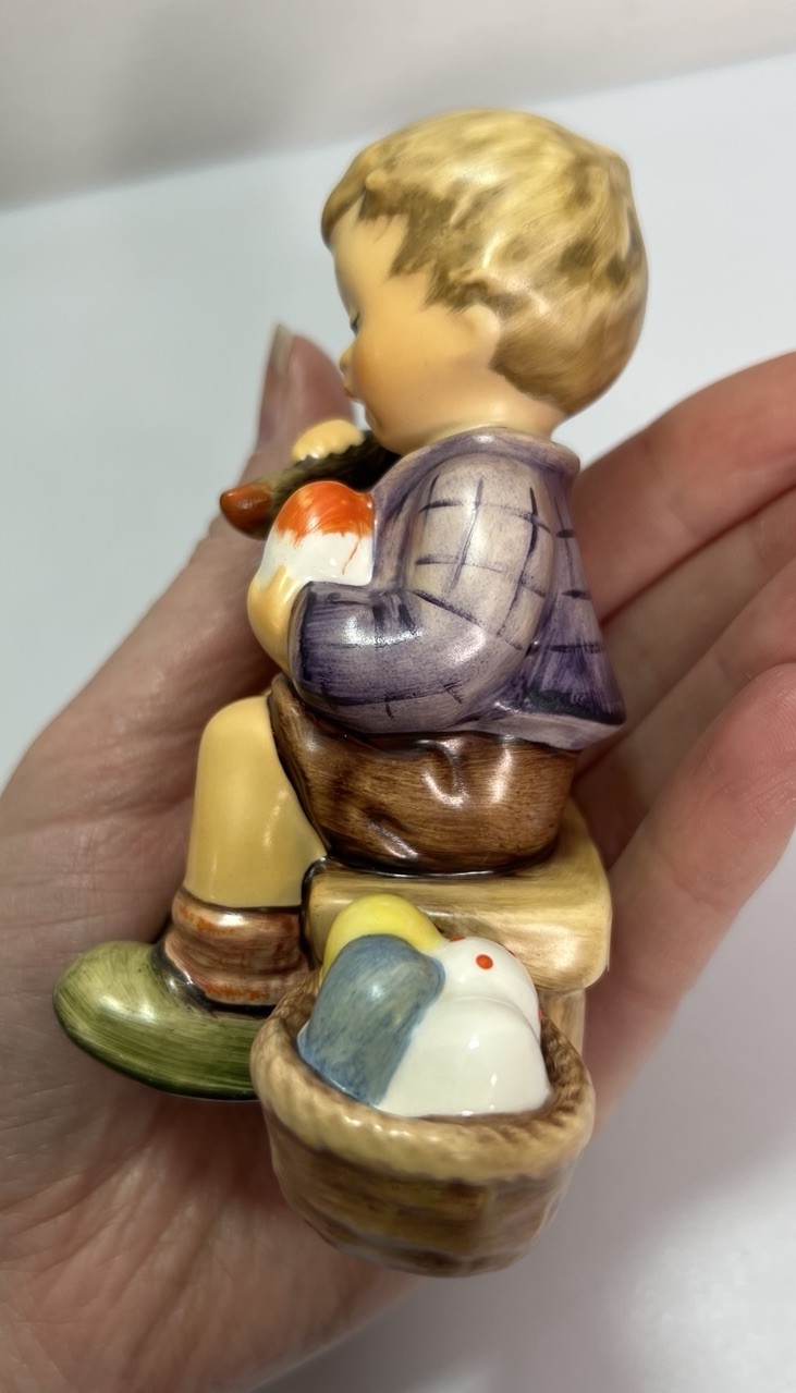 Goebel Hummel Easter’s Coming & Joys Of Spring Limited Edition Figurines 1026-D