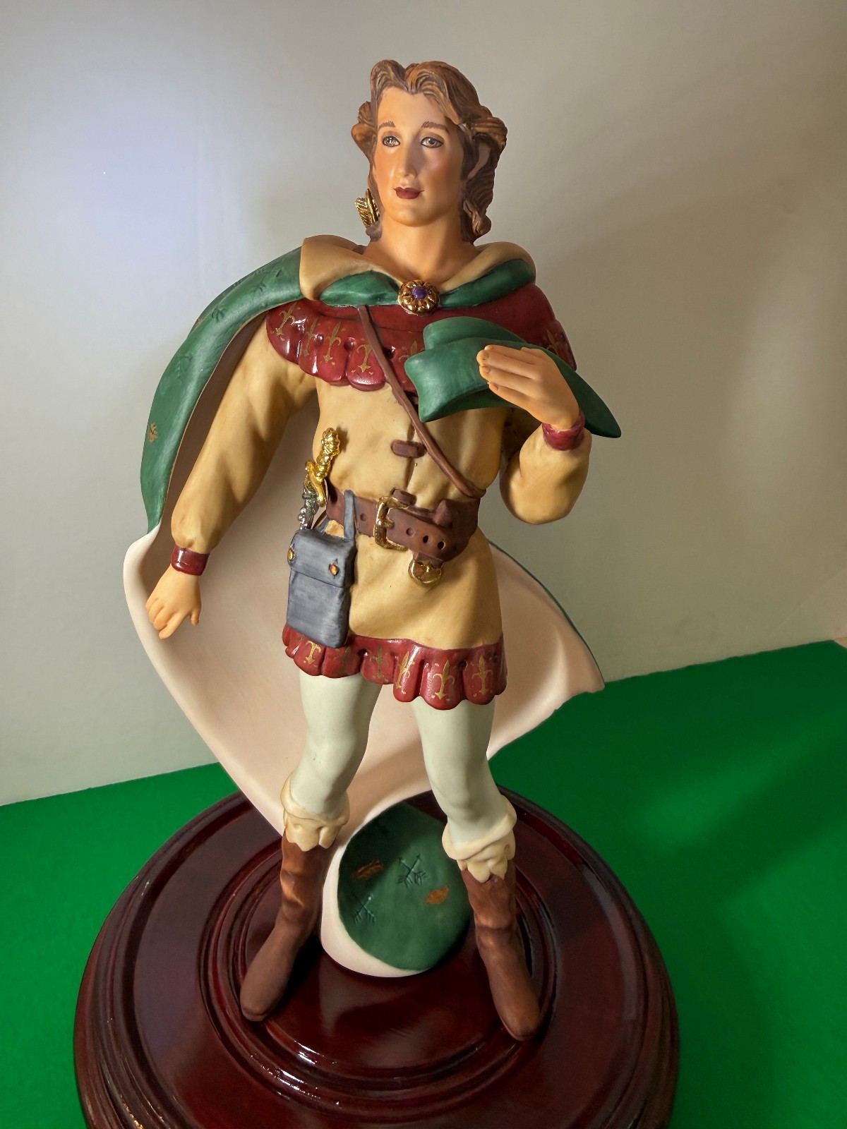 Vintage Lenox Robin Hood Figurine 1996 – Legendary Princesses Limited Edition
